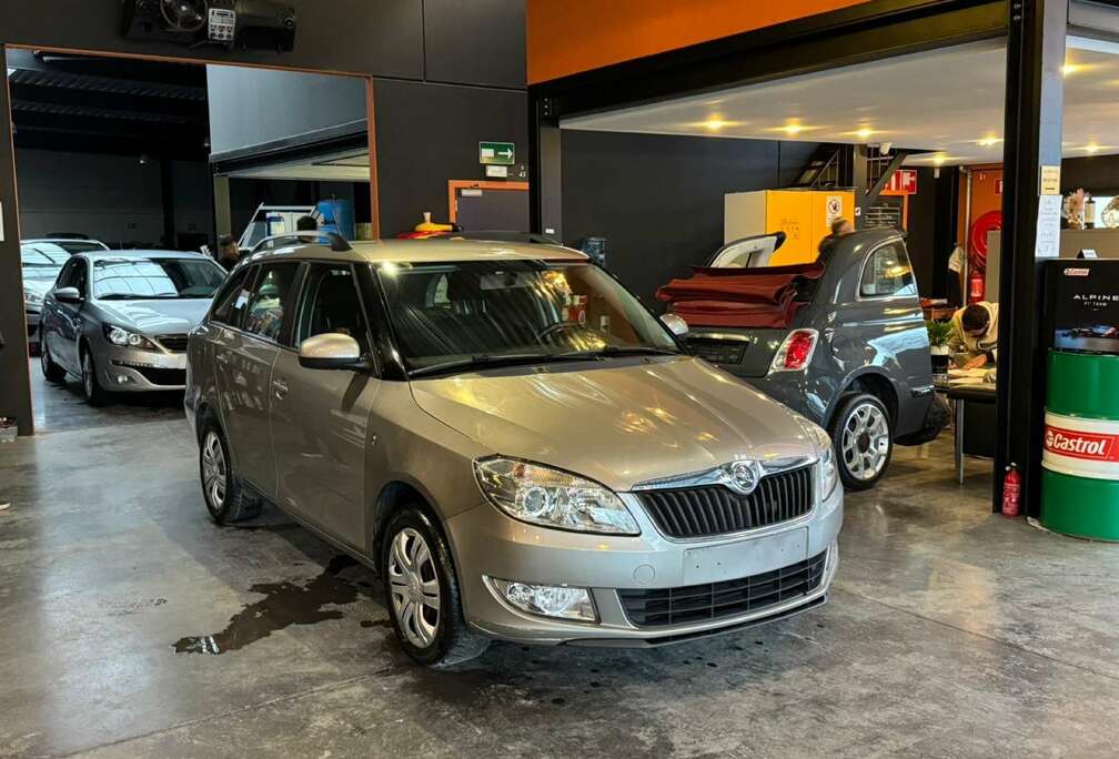 Skoda SW 1.6 CR TDi Ambition DPF//12 mois de garantie