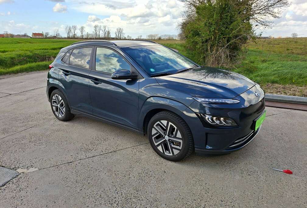 Hyundai e-Kona 64 kWh Sky