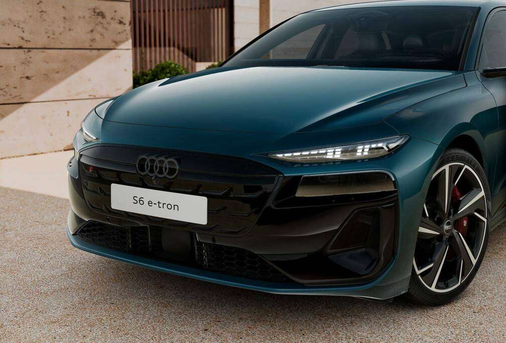 Audi Avant 100 kWh Quattro - AudiExclusive/360/HUD/B&O/Towbar/21