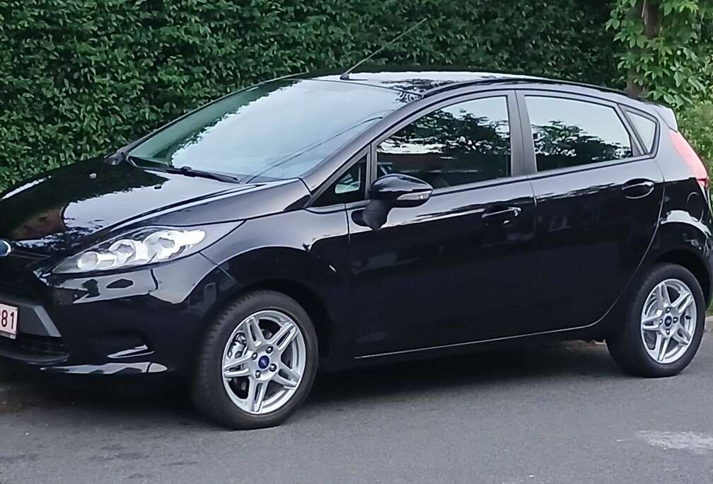 Ford 1.6 TDCI, 144000 km, avec carnet d\'entretiens