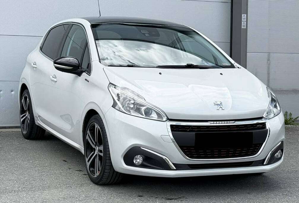 Peugeot 208 1.4i Allure