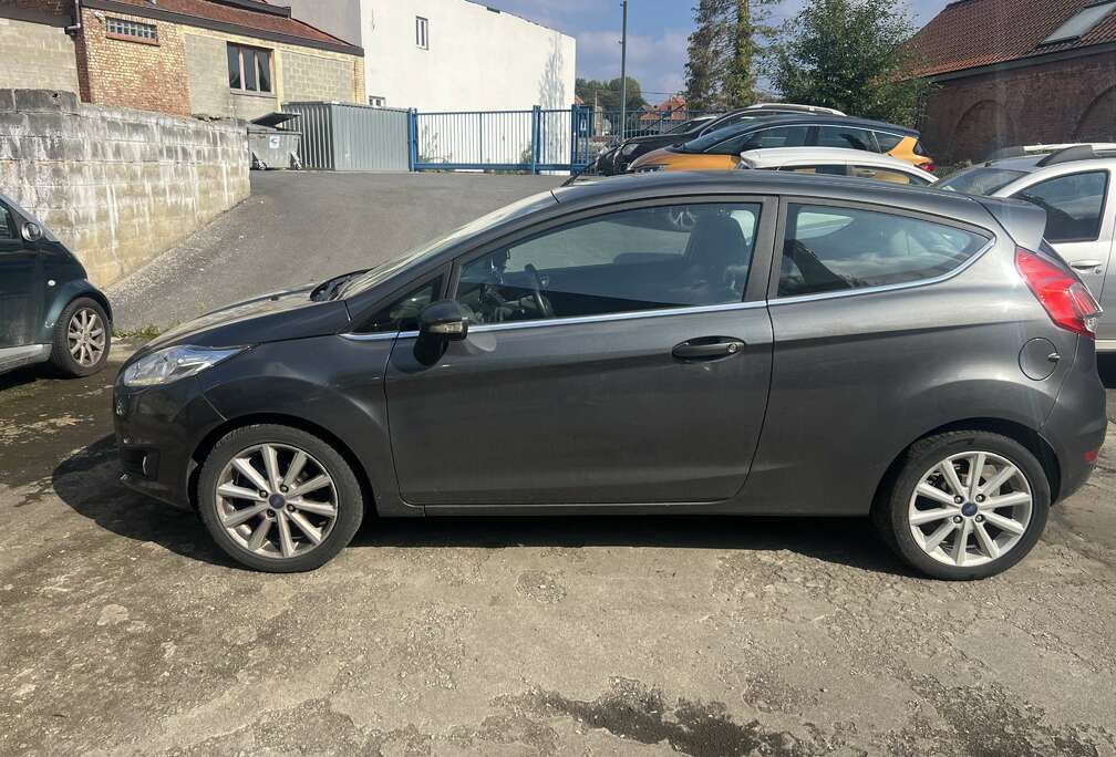 Ford Fiesta 1.0 EcoBoost Titanium****Gsm 0475323828****