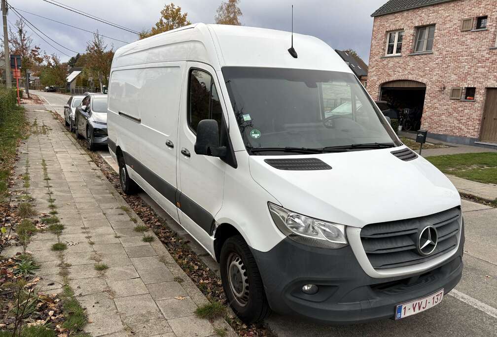 Mercedes-Benz 319 3.0 CDI V6 L3H1 RWD 7G-tronic Plus