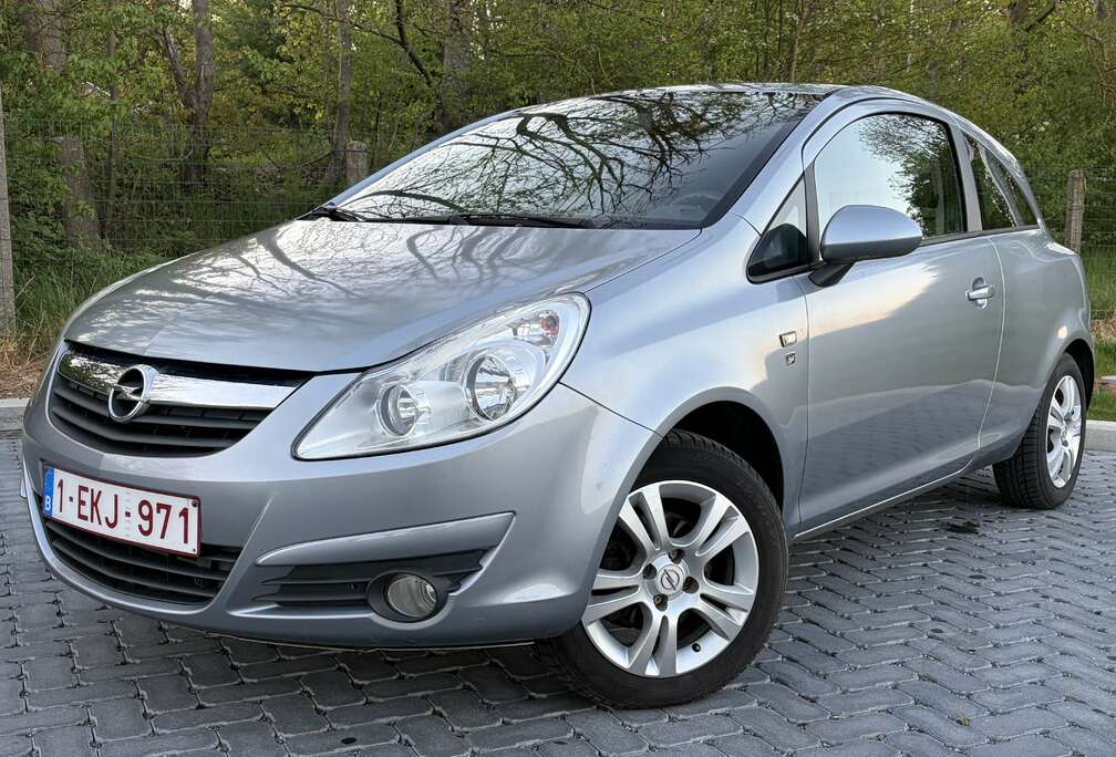 Opel 1.3 Cdti Prête à être immatriculée en parfait état