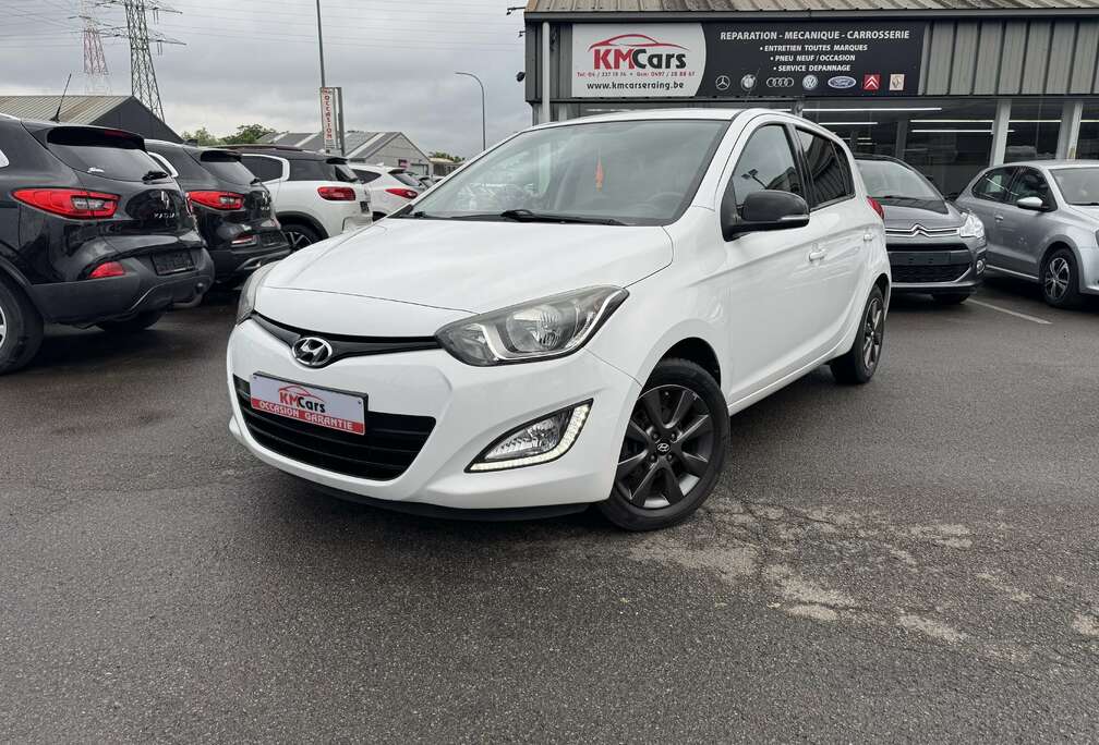 Hyundai ESSENCE // CLIMATISATION // JANTES // GARANTIE 12 MOIS // CAR-PASS // CONTROLE TECH OK