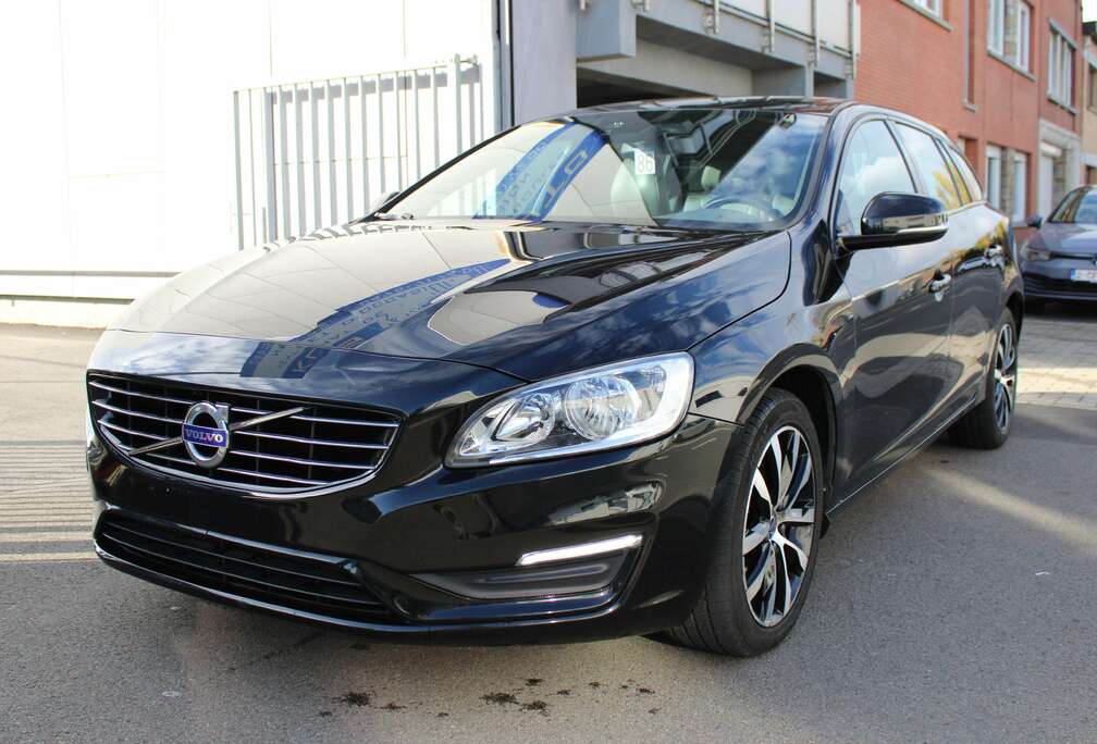 Volvo 2.0 T3 + CUIR + NAVIGATION +++