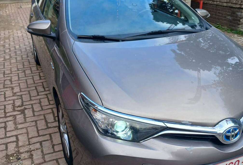 Toyota Auris SW HEV 1.8i HSD Active E-CVT