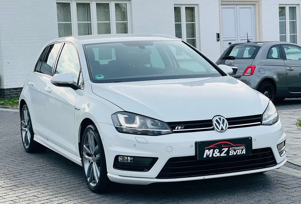 Volkswagen Golf 1.2 TSI * R LINE * CUP * BENZINE * R DESIGN