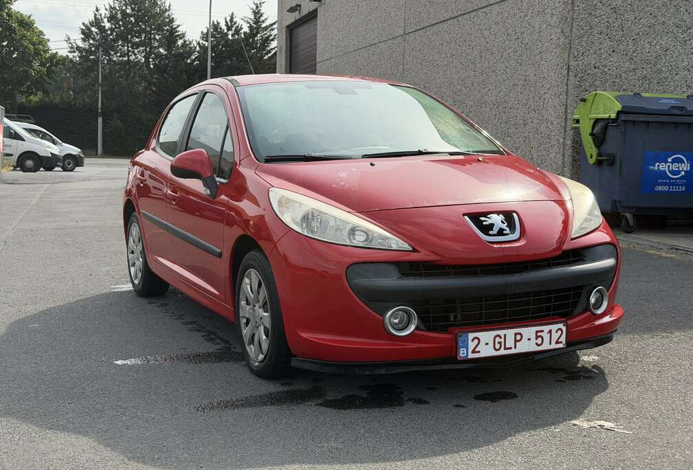 Peugeot 1.4 HDi Dynamic Edition