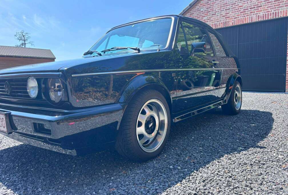 Volkswagen Golf 1 cabrio
