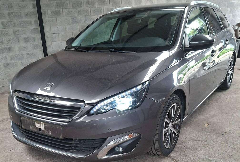 Peugeot 308 SW 1.2 PureTech Allure STT