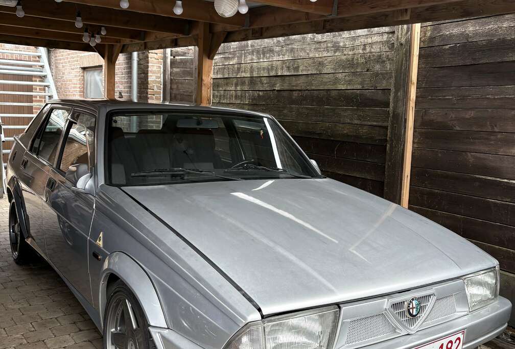 Alfa Romeo 2.0 Twin Spark
