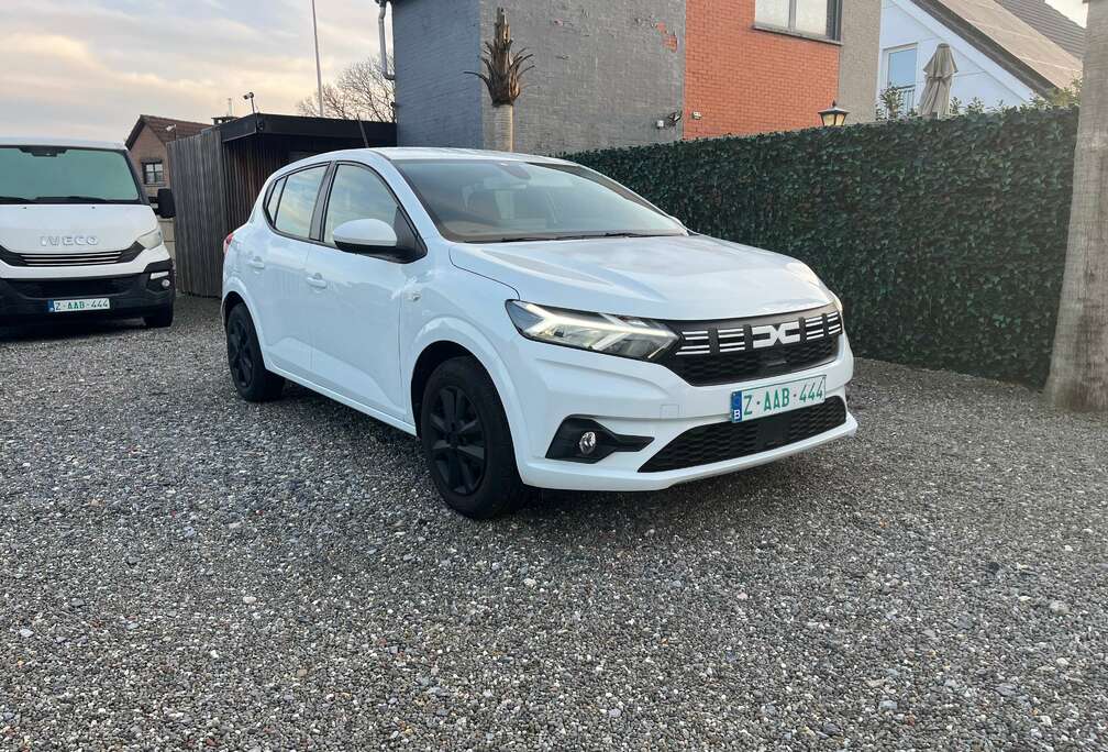 Dacia Sandero TCe 100 ECO-G Essential