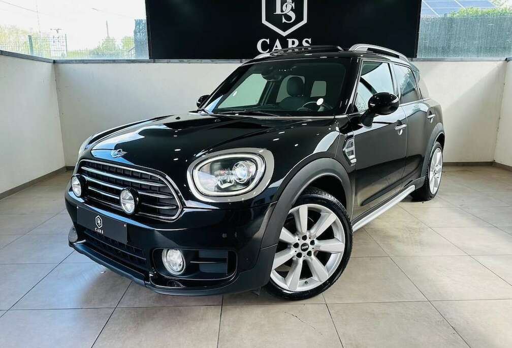 MINI 2.0 *** GARANTIE + PACK JCW + TOIT PANO + LED ***