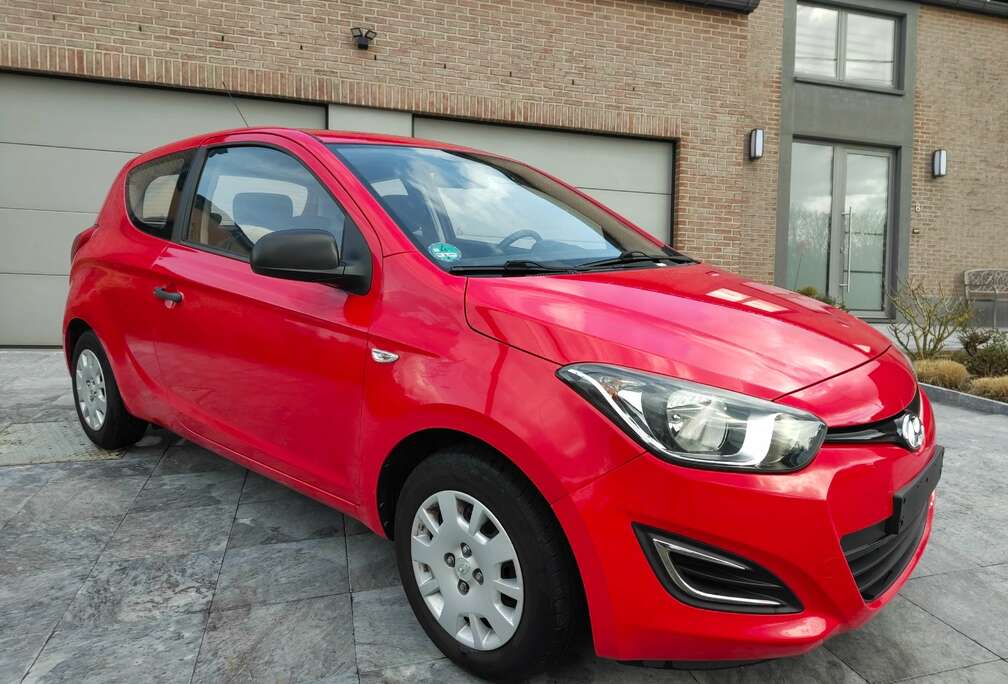 Hyundai i20 1.2i Comfort.  83000 km