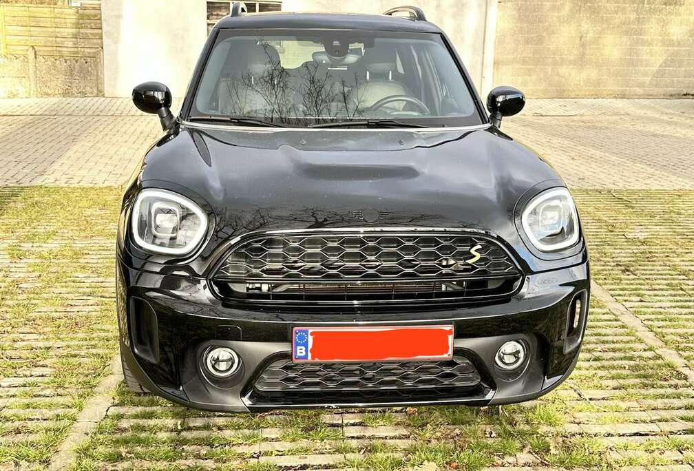 MINI Full Black