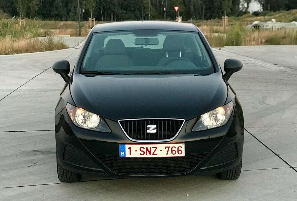 SEAT Ibiza SC 1.4i Sport