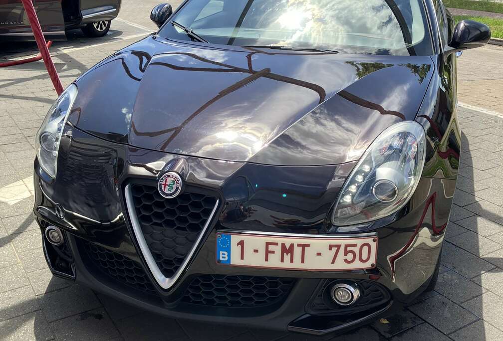 Alfa Romeo 1.6 JTDm 16V Super