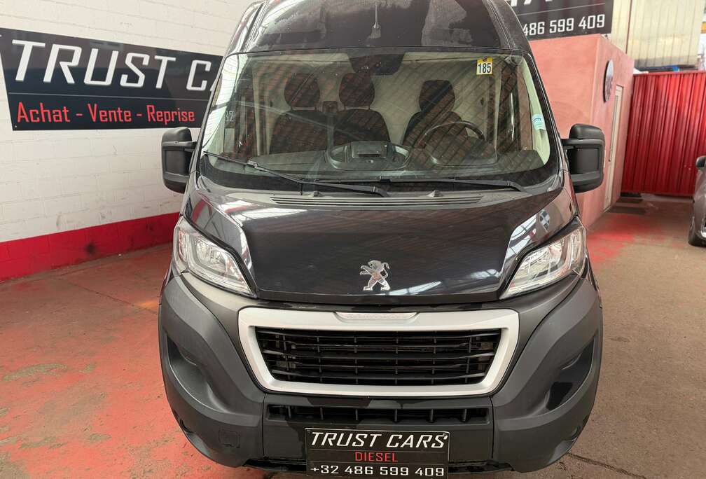 Peugeot 2.2 BlueHDi L2H2 Asphalt S/S