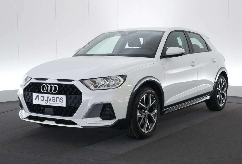 Audi Sportback 25 TFSI Citycarver Business+ GPS PDC Car
