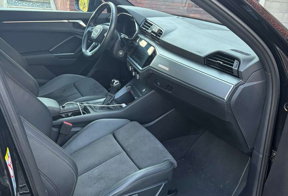 Audi Q3 2.0 TDi Sport S tronic