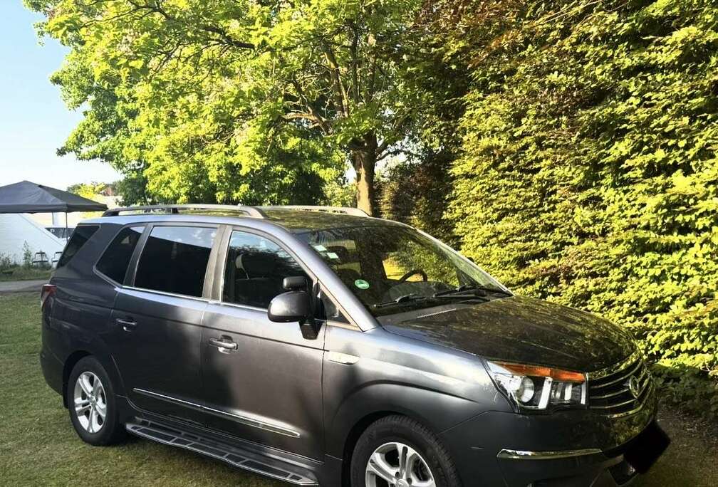 SsangYong 2.2 SV220e-XDi 2WD Quartz