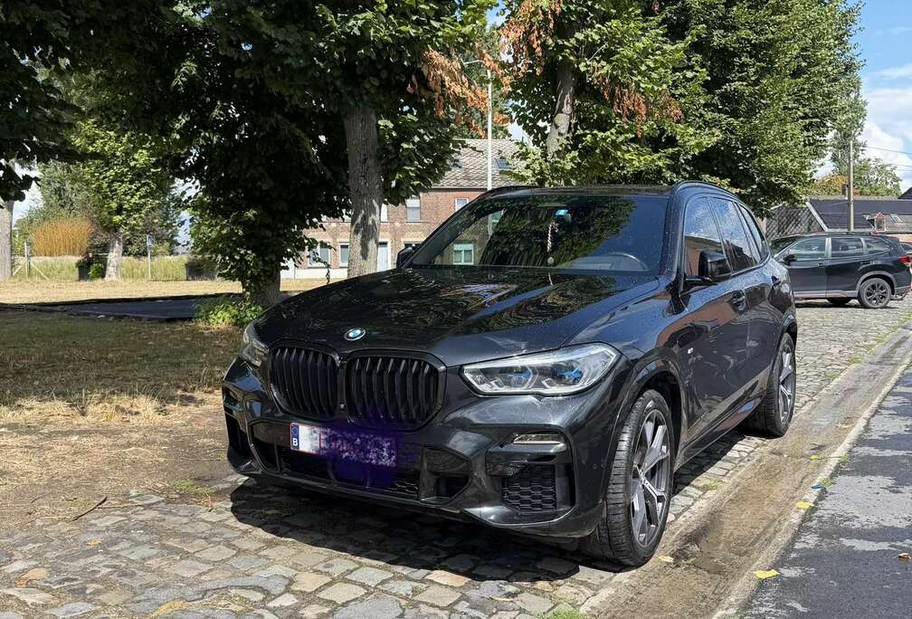 BMW xDrive45e M Sport Pano HUD 360