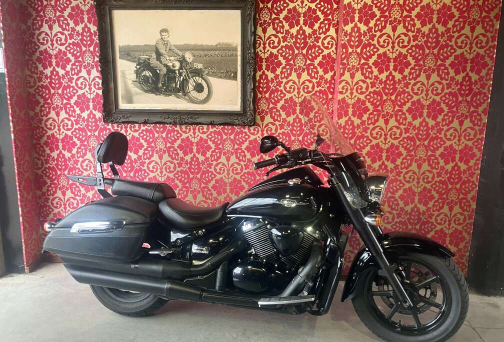Suzuki intruder 1500 C1500T