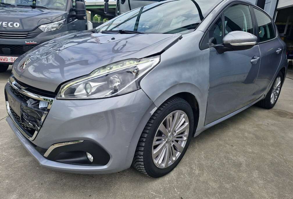 Peugeot 1.2i PureTech Active S