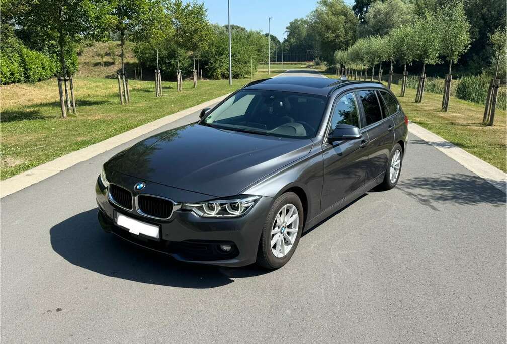BMW Advantage/Pano/HarmanKardon/CarPlay/Digit Dash