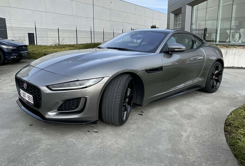 Jaguar Coupe 2.0 i4 P300 R-Dynamic