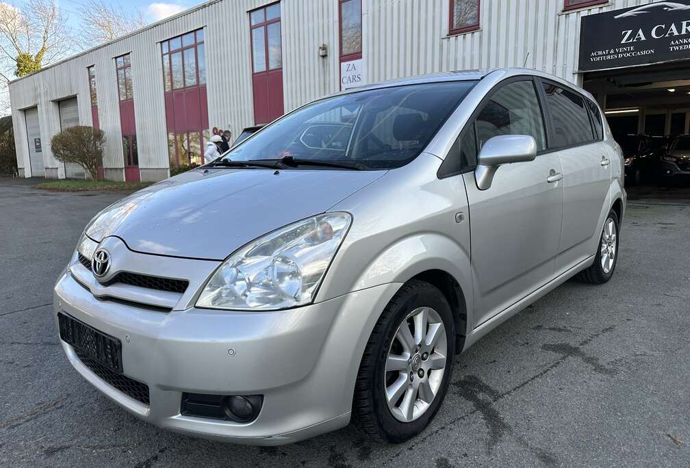 Toyota 1.8i VVT-i 16v Linea Sol Pack/  EXPORT UNIQUEMENT