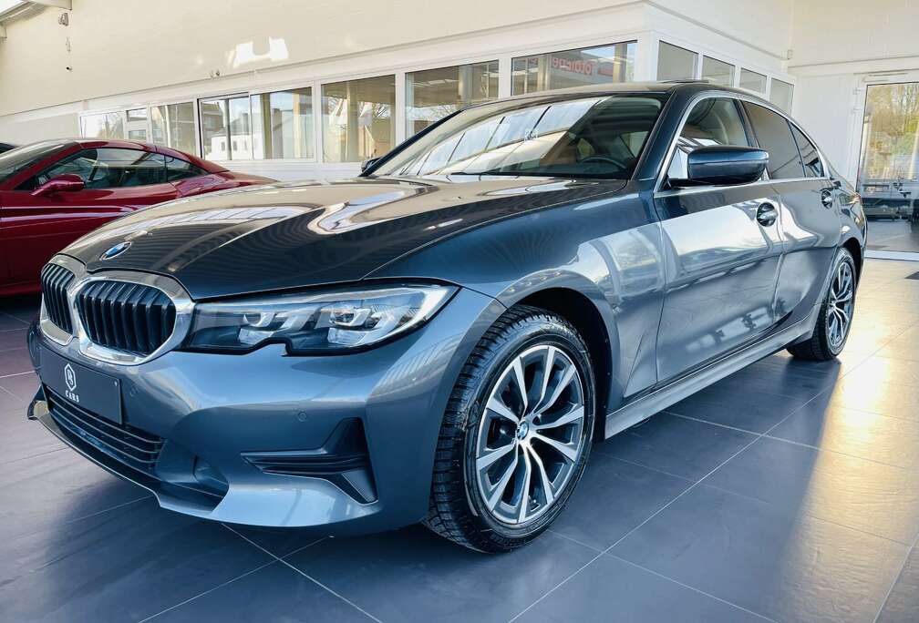 BMW i ** GARANTIE + TOIT OUVRANT + COCKPIT+ LED+GPS**