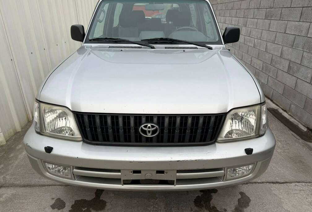 Toyota 3.0 diesel  VX boite automatique 5 places