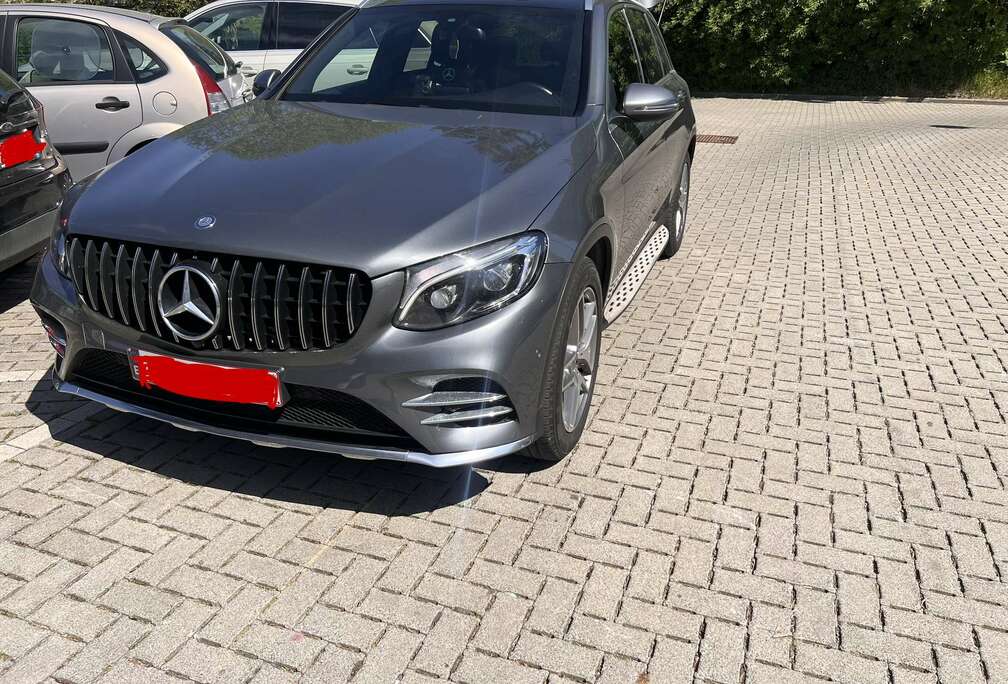 Mercedes-Benz 4Matic 9G-TRONIC AMG Line