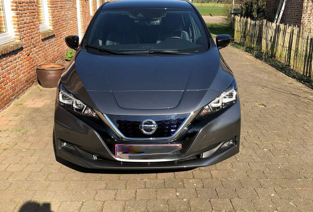 Nissan 40 kWh Tekna (EU6.2)