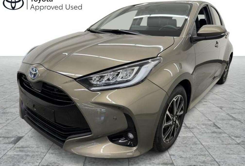 Toyota Iconic + Navi + Hi-tech Pack