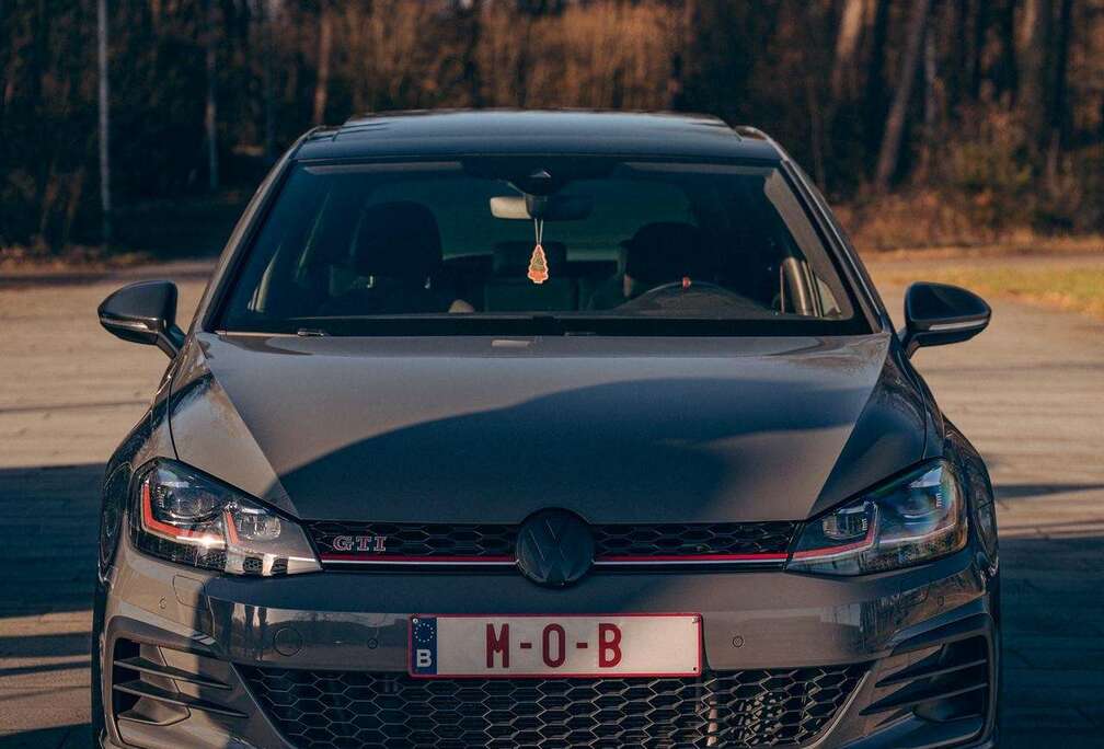 Volkswagen TCR 2.0 TSI OPF DSG