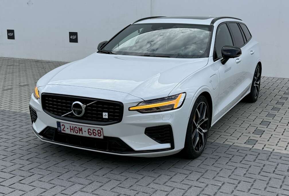Volvo T8 AWD Twin Engine Geartronic Polestar Engineered