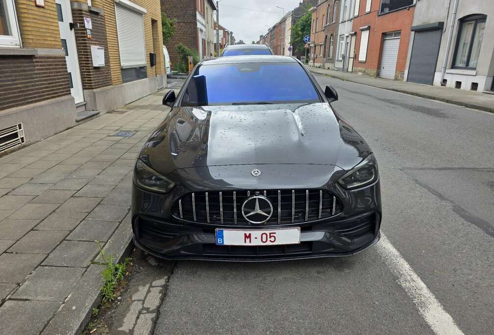 Mercedes-Benz 9G-TRONIC AMG Line