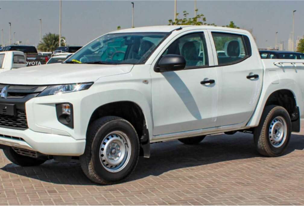 Mitsubishi L200 GL 2.5L MT 2023 *FOR EXPORT OUT OF EU*