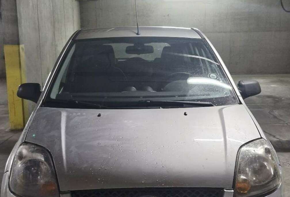 Ford 1.25i 16V 70PK prijs onderhandelbaar