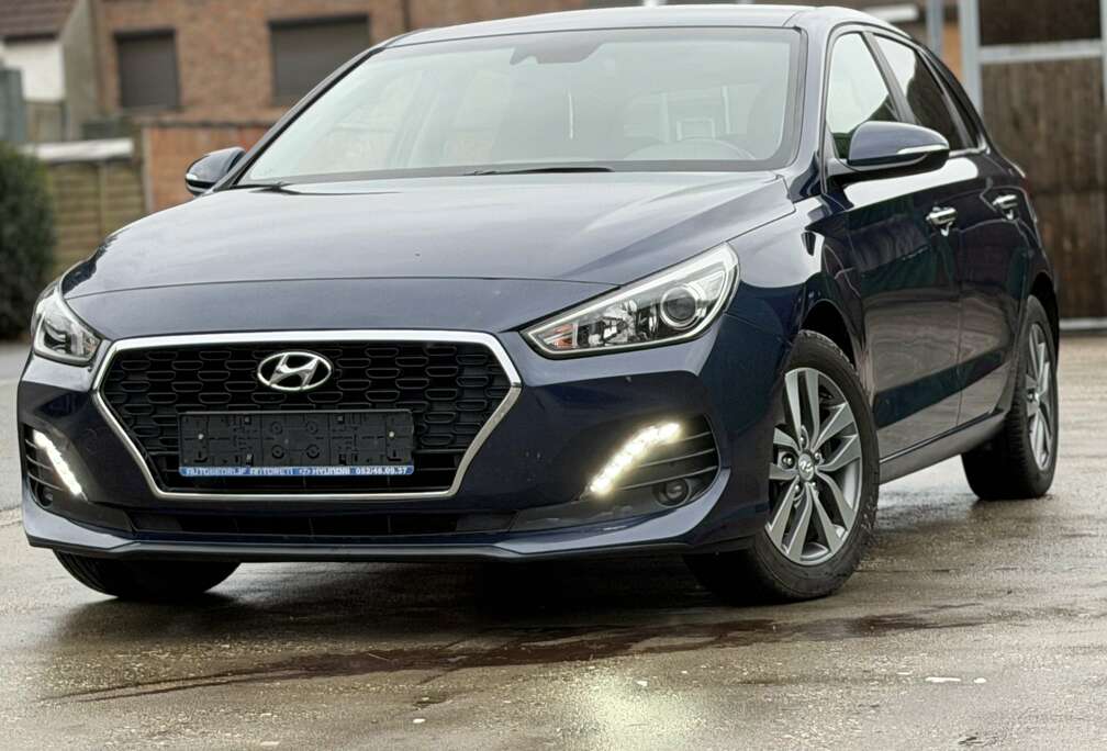 Hyundai 1.4 Automaat Style-Camera-Carplay-Navi-Ceuise