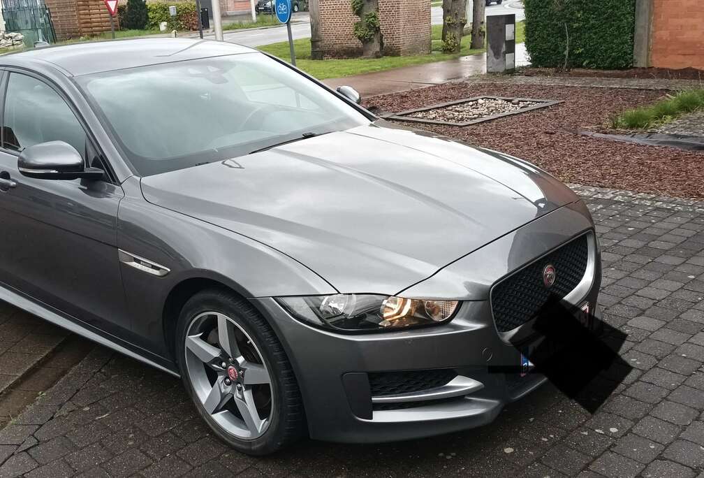 Jaguar XE 20t R-Sport