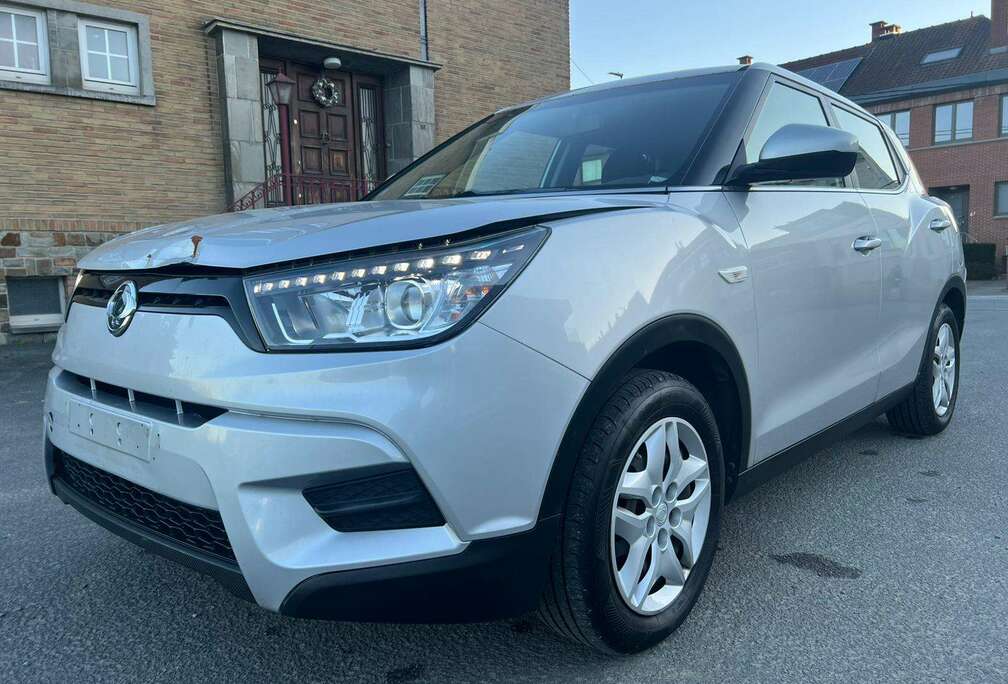 SsangYong Tivoli 1.6i