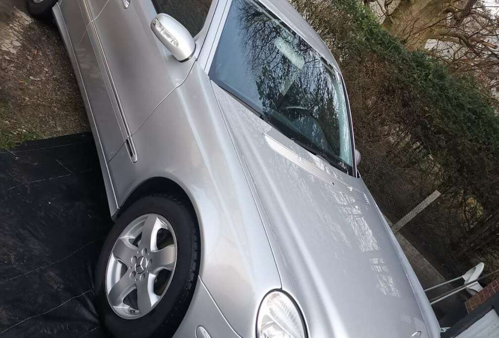 Mercedes-Benz Kompressor Automatik  (Er zit water de olie)