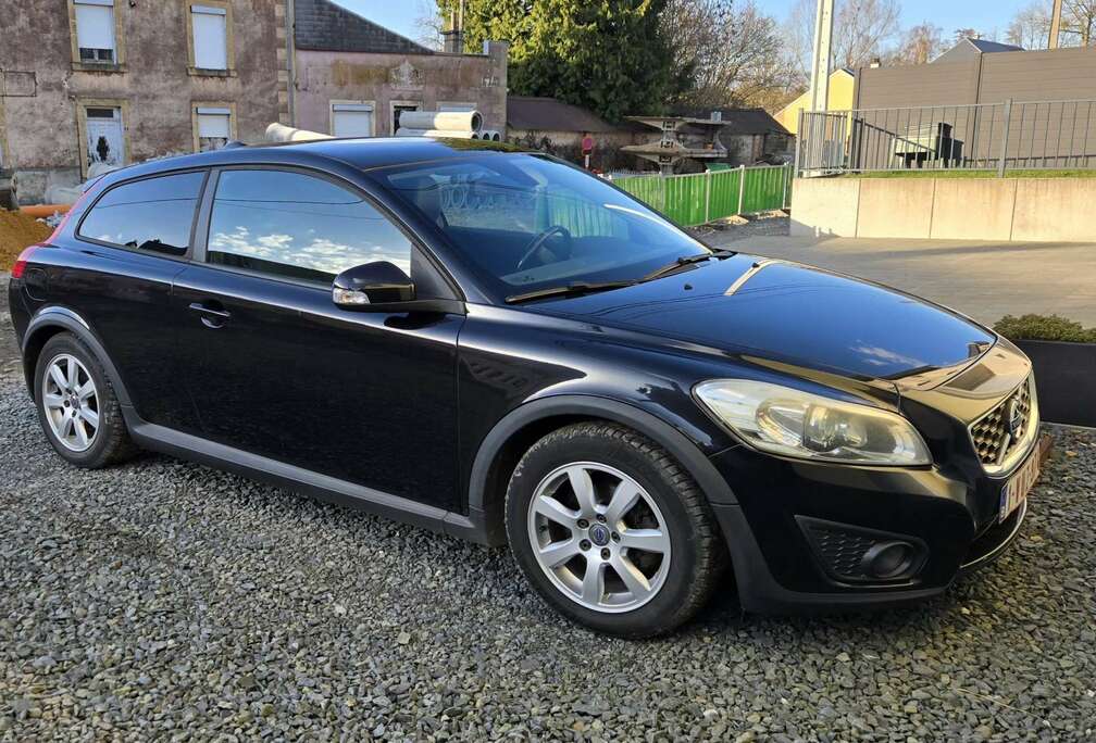 Volvo 1.6 D2 DRIVe Start/Stop Kinetic