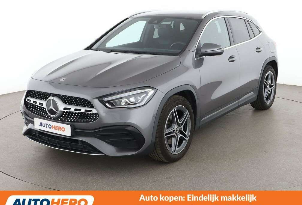Mercedes-Benz GLA 200 AMG Line