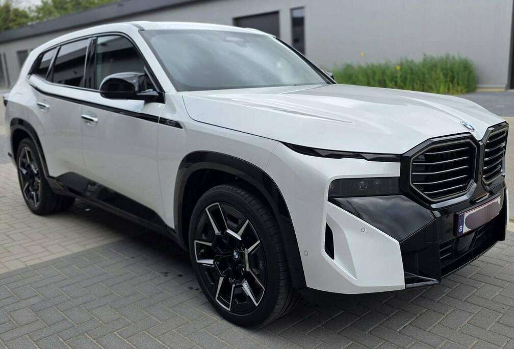 BMW XM PHEV 4.4AS (480 kW)
