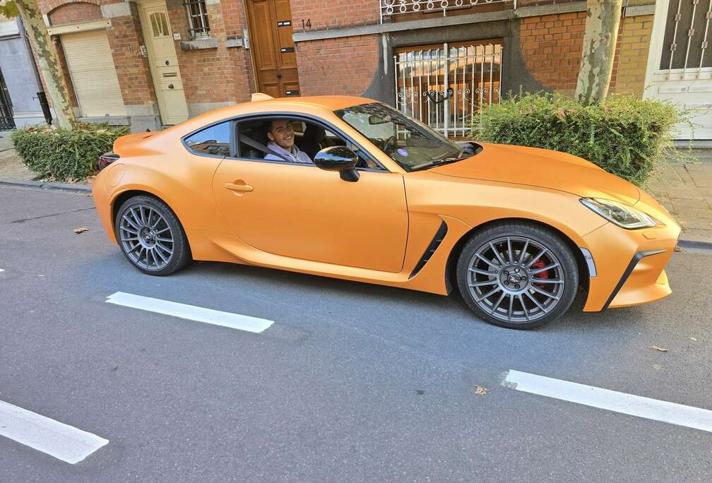 Toyota 2.4i Boxer Sport